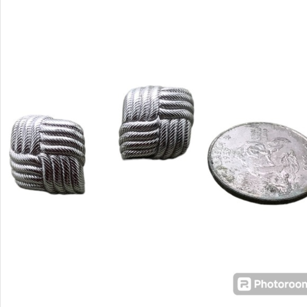 Judith Ripka sterling silver clip on earrings